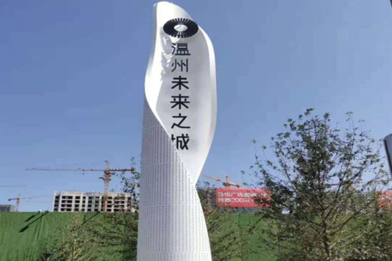 精神堡壘為什么叫這個名字？它表達了什么精神？