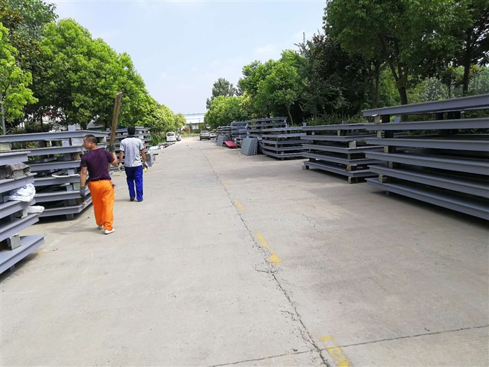 陜西仿古宣傳欄裝車發(fā)貨